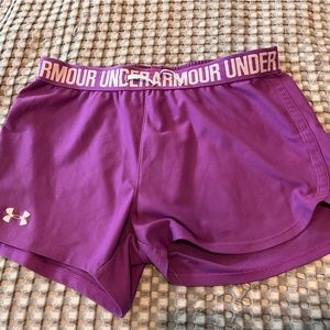 Under Armor size small shorts